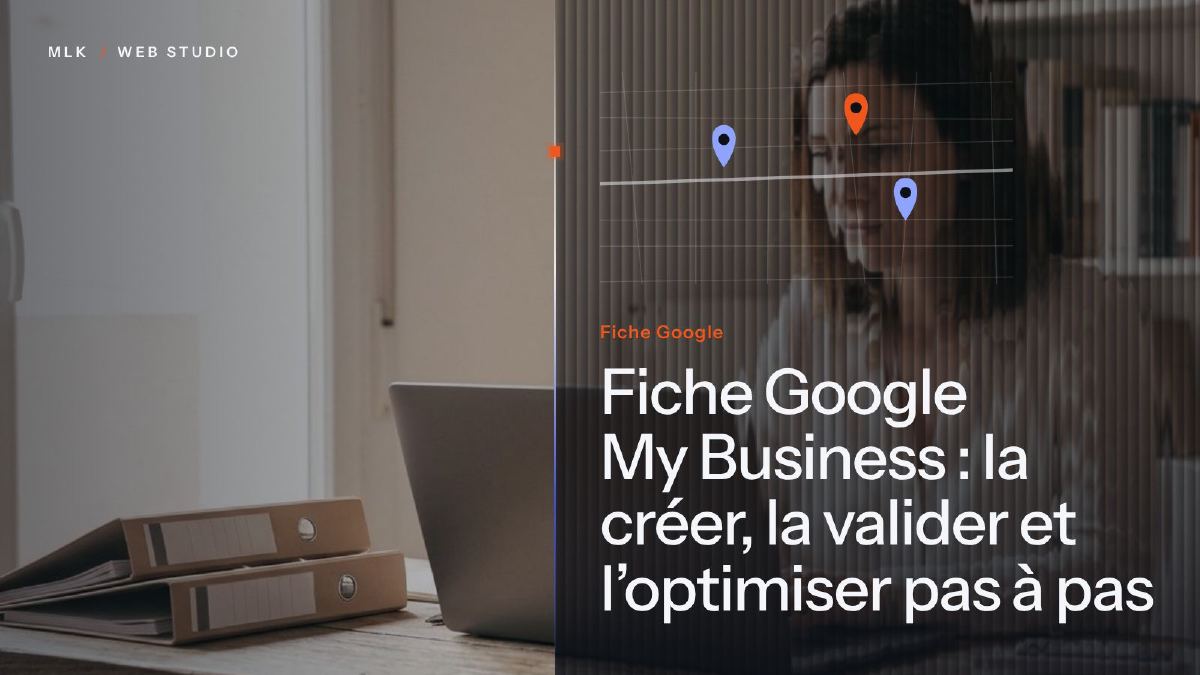 Repère de carte au-dessus d’une fiche d’établissement Google avec une note et des horaires