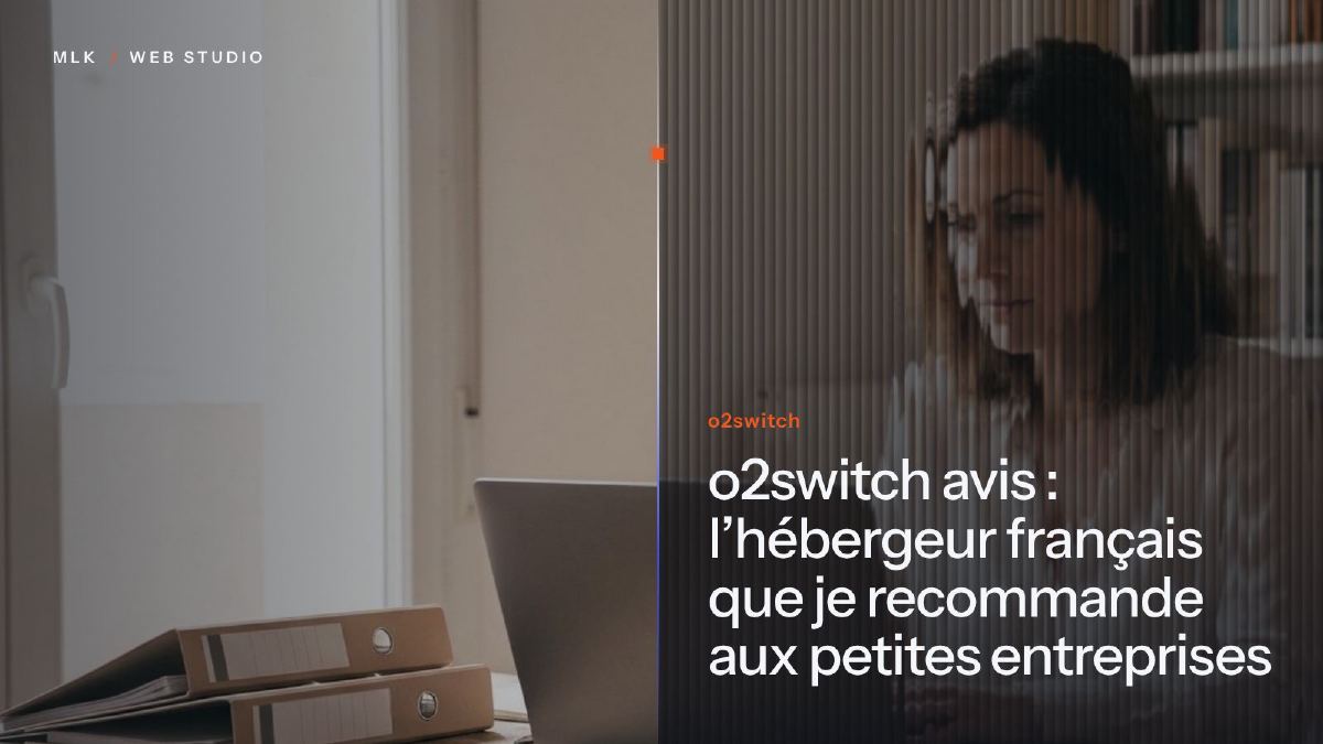 Le nom o2switch, hébergeur web français, sur un fond de verre